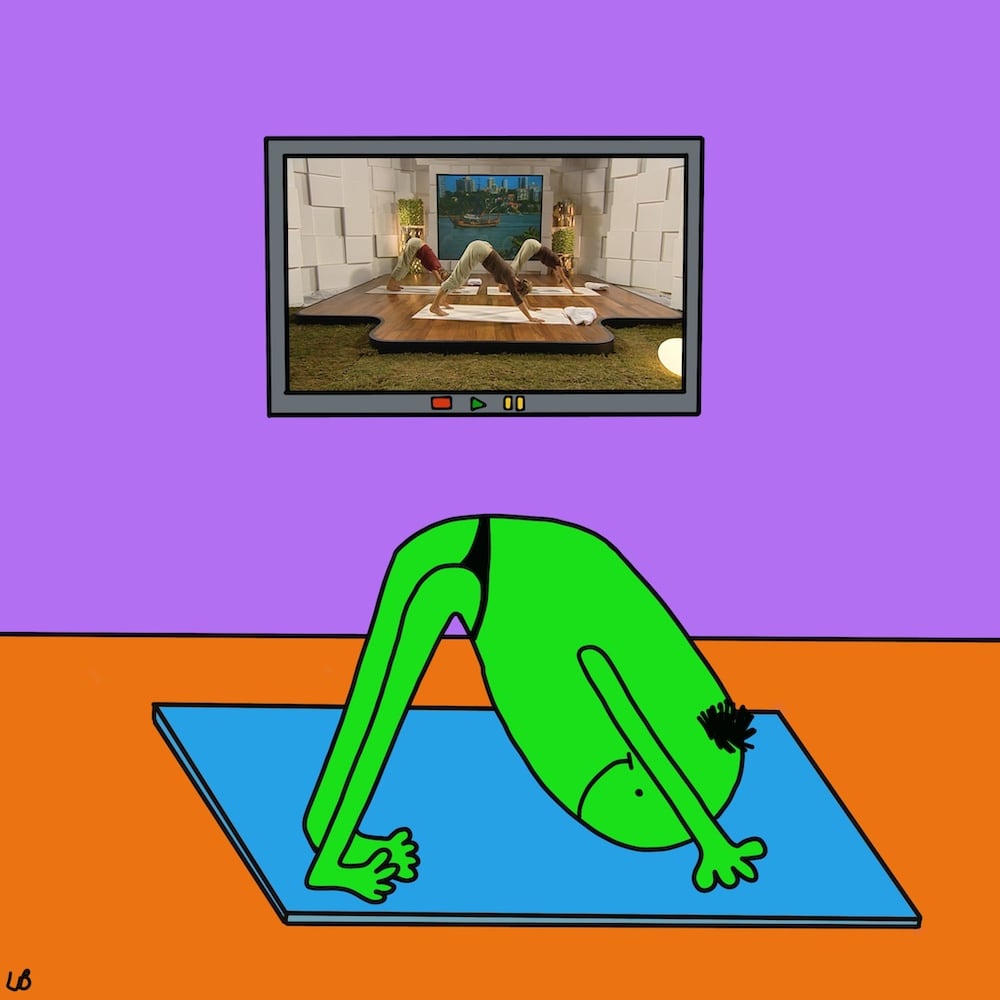 Downward dog 🍑